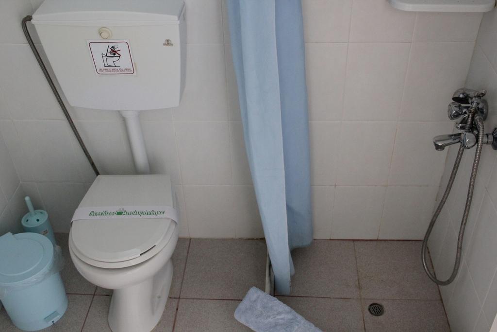 Maria Rooms Agia Ermioni Bagian luar foto
